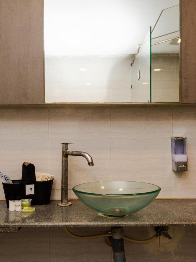 Hotel Aura - Near Malad Link Road Gorai Eksteriør billede