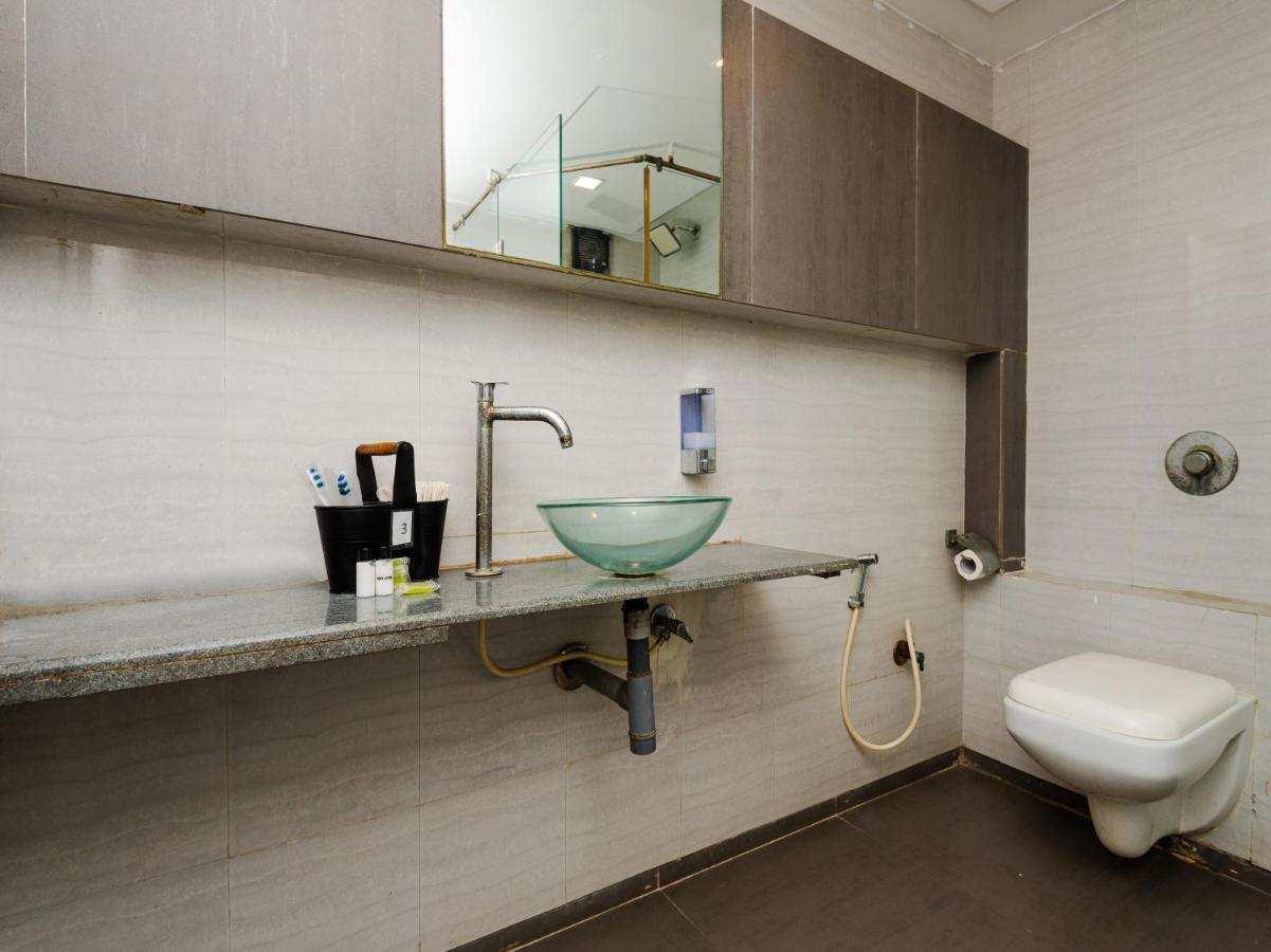 Hotel Aura - Near Malad Link Road Gorai Eksteriør billede